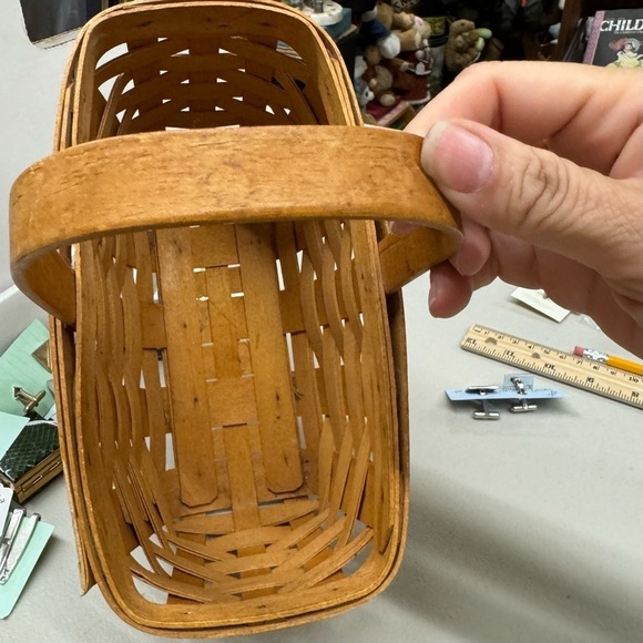 Vintage Longaberger Handwoven Market Basket Stationary Handle 1999 - Picture 4 of 12